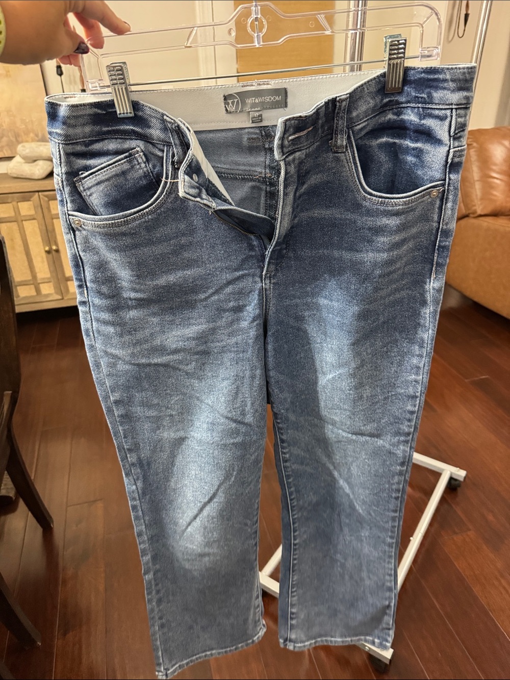 Wit & Wisdom Straight-Leg Women's Jeans in Blue Wash